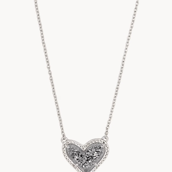 Kendra Scott Jewelry - Silver Heart Pendant Necklace